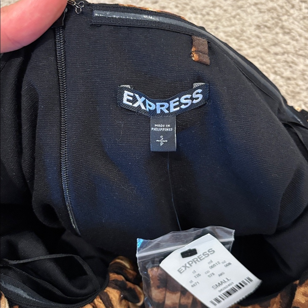 Express Minidress Set - Picture 6 of 14